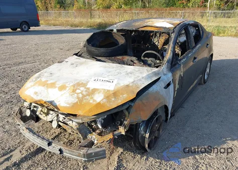 2015 Kia Optima Lx z USA, uszkodzony, nr VIN KNAGM4A70F5641454